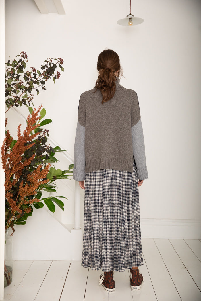 Pascal Skirt  - Midnight Check